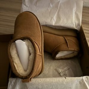 UGG Classic Short II Boots